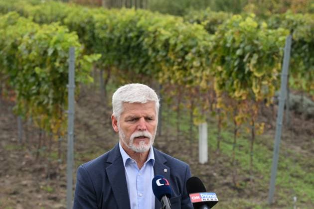 Czech President Petr Pavel speaks with journalists during the press briefing within the two days visit of South Moravia in Valtice, Czech Republic, October 10, 2024. (CTKxPhoto VaclavxSalek) CTKPhotoP2024101006098  CTKPhotoP2024101006098