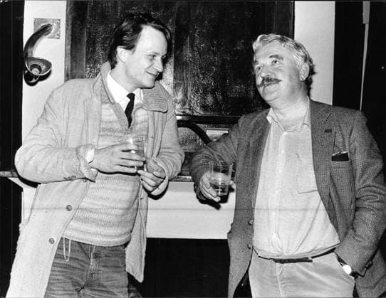 Photo KRINYM Stellan Skarsgard, actor Sweden and Hans Alfredson Hasse , actor comedian director writer Sweden, private, happy, drinking 1982 02 23 c NYMAN KRISTER Aftonbladet IBL Bildbyra EXPRESSEN OUT AFTONBLADET 4430 Stockholm Sweden x2512x  Copyright: xAftonbladet TTx Hasse Alfredson retro