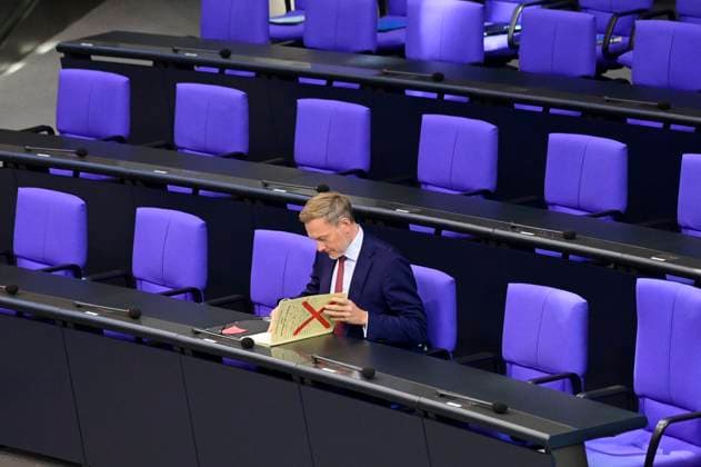 Bilder des Jahres 2024, News 10 Oktober News Themen der Woche KW42 News Bilder des Tages Christian Lindner in der 193. Sitzung des Deutschen Bundestages im Reichstagsgebäude. Berlin, 16.10.2024