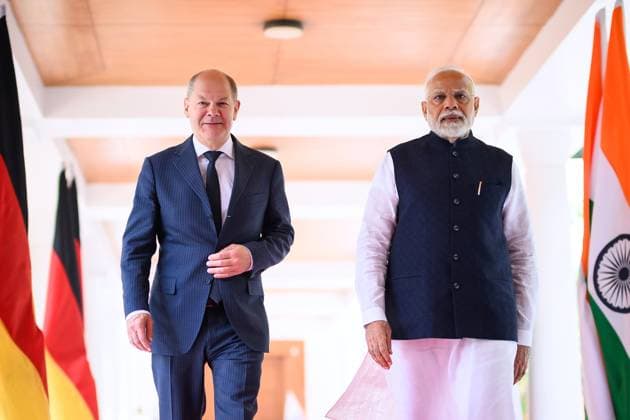 Bilder des Jahres 2024, News 10 Oktober News Themen der Woche KW43 Neu-Delhi, Indien, 25.10.2024: Hyderabad House, Residenz des Premierministers: Treffen zwischen dem deutschen Bundeskanzler und dem indischen Premierminister: Bundeskanzler Olaf Scholz (SPD) und Narendra Modi