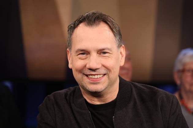Sebastian Fitzek, Autor, zu Gast in der NDR Talk Show, Fototermin am 25.10.2024 im Fernsehstudio Hamburg Lokstedt vor der Sendung im 3. Programm des NDR Fernsehen
