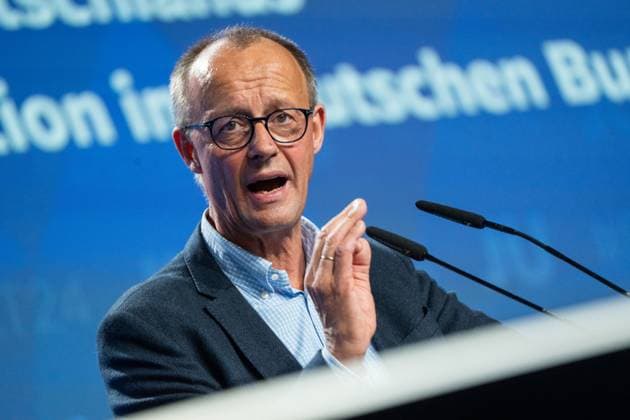 Bilder des Jahres 2024, News 10 Oktober News Themen der Woche KW43 News Bilder des Tages Junge Union Deutschlandtag 2024 Friedrich Merz, Bundesvorsitzender CDU und Kanzlerkandidat, hält auf dem Deutschlandtag eine Rede ;Junge Union Deutschlandtag 2024 Friedrich Merz, Bundesvorsitzender CDU und Kanzlerkandidat, hält auf dem Deutschlandtag eine Rede , Halle an der Saale Sachsen-Anhalt Deutschland Messe