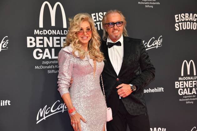 Bilder des Jahres 2024, Entertainment 10 Oktober Entertainment Themen der Woche KW43 Carmen und Robert Geiss 19. McDonaldÂ s Benefiz Gala zugunsten der McDonaldÂ s Kinderhilfe Stiftung Eisbach Studios München 26. Oktober 2024