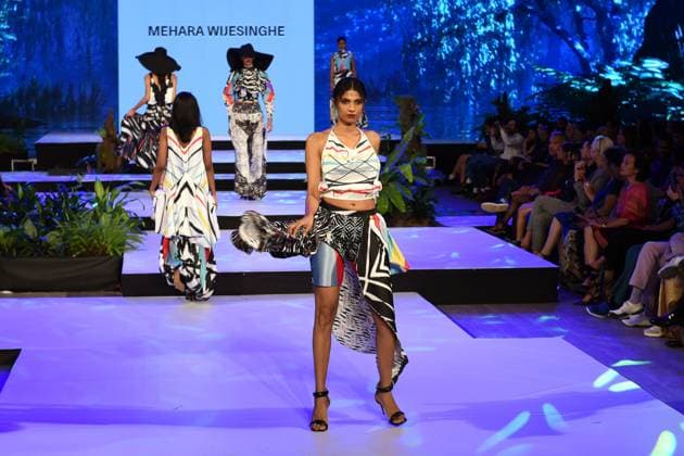 (241108) -- COLOMBO, Nov. 8, 2024 -- A model presents a creation during the Mercedes Benz Fashion Week 2024, which is held from Nov. 7 to 10 in Colombo, Sri Lanka, on Nov. 7, 2024. (Photo by Xinhua) SRI LANKA-COLOMBO-FASHION WEEK GayanxSameera