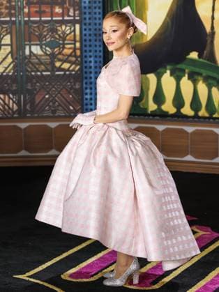 Los Angeles Premiere Of Universal Pictures Wicked LOS ANGELES, CALIFORNIA, USA - NOVEMBER 09: Ariana Grande Butera wearing custom Thom Browne arrives at the Los Angeles Premiere Of Universal Pictures Wicked held at the Dorothy Chandler Pavilion at The Music Center on November 9, 2024 in Los Angeles, California, United States., Credit:Xavier Collin Avalon United States, California, Los Angeles, Dorothy Chandler Pavilion at The Music Center  Copyright: xXavierxCollinx xAvalonx 0932676923