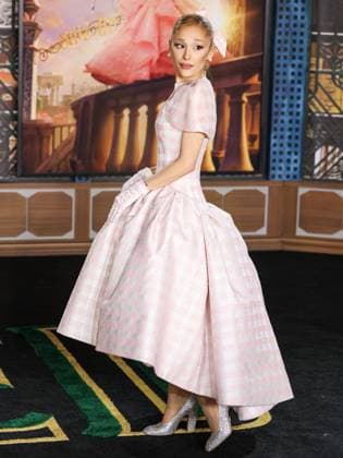 Los Angeles Premiere Of Universal Pictures Wicked LOS ANGELES, CALIFORNIA, USA - NOVEMBER 09: Ariana Grande Butera wearing custom Thom Browne arrives at the Los Angeles Premiere Of Universal Pictures Wicked held at the Dorothy Chandler Pavilion at The Music Center on November 9, 2024 in Los Angeles, California, United States., Credit:Xavier Collin Avalon United States, California, Los Angeles, Dorothy Chandler Pavilion at The Music Center  Copyright: xXavierxCollinx xAvalonx 0932678463