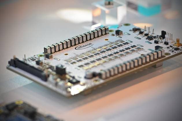 Randmotiv,elektronisches Modul, Bauteil, Jahrespressekonferenz INFINEON Technologies AG am 12.11.2024 in Neubiberg.
