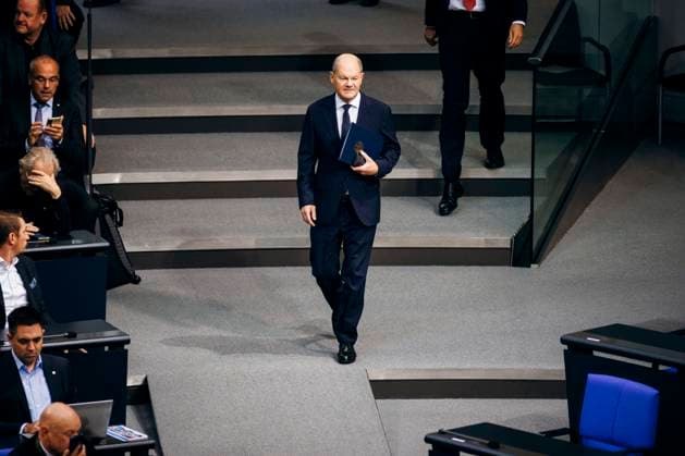 Bilder des Jahres 2024, News 11 November News Themen der Woche KW46 News Bilder des Tages Bundeskanzler Olaf Scholz, (SPD), aufgenommen im Rahmen einer Regierungsbefragung im Deutschen Bundestag in Berlin, 13.11.2024. Berlin Deutschland Copyright: xFelixxZahnx