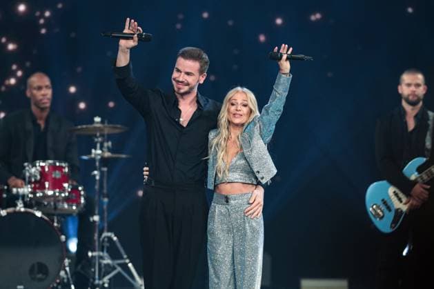 Saengerin Michelle mit Saenger Eric Philippi - Aufzeichnung ARD Show Die Beatrice Egli Show im Studio Berlin Adlershof in Berlin - Sendetermin 31.10.2024
