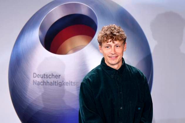Entertainment Themen der Woche KW48 Bilder des Jahres 2024, Entertainment 11 November Entertainment Bilder des Tages Sänger Tim Bendzko bei der Verleihung des Deutschen Nachhaltigkeitspreis im Maritim Hotel Düsseldorf. Düsseldorf, 29.11.2024 NRW Deutschland Copyright: xChristophxHardtx