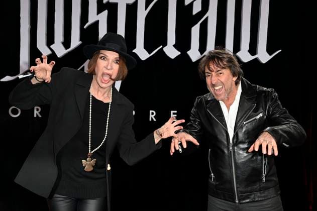 Bilder des Jahres 2024, Entertainment 12 Dezember Entertainment Themen der Woche KW49 Anouschka Renzi und Dieter Landuris bei der Premiere des Kinofilms Nosferatu - Der Untote im Zoo Palast. Berlin, 02.12.2024