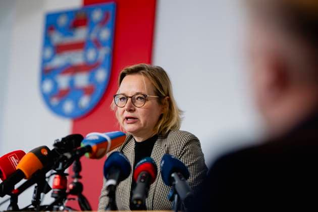 LANDESPRESSEKONFERENZ THÜRINGEN 04 12 2024 - Erfurt: Die Vorsitzende der BSW-Fraktion im Thüringer Landtag, Katja Wolf (BSW), in der Landespressekonferenz im Thüringer Landtag am 4. Dezember 2024. _________________