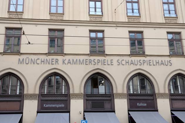 19.12.2024, Deutschland, Bayern, München, Kunst und Kultur, Theater, Münchner Kammerspiele und Schauspielhaus in der Maximilianstrasse, Frontansicht, Deutschland Copyright: xD.xKerlekin SnowfieldxPhotographyx SF191224SchauspielD1