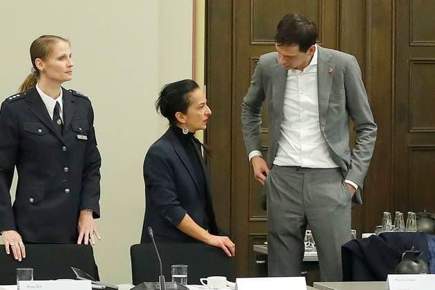 Gipfel gegen Jugendgewalt mit Akteurinnen und Akteuren aus Senat, Bezirken und Zivilgesellschaft im Rotes Rathaus in Berlin nach den JugendKrawallen zu Silvester am 31.12.2022, mit Anja Dix, Polizei Berlin, Guener Balci, Integrationsbeauftrage Neukoelln, Martin Hikel, Bezirksbuergermeister Neukoelln, Berlin Deutschland, Germany