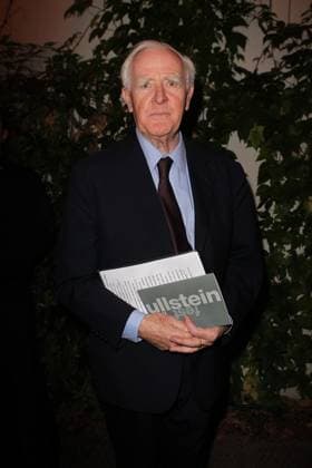 David Cornwell alias John le Carre bei der Vorstellung der Ullstein-Chronik im Ullstein-Haus, Berlin, Festakt zum 100. Geburtstag des Verlages, Berlin Deutschland, Germany