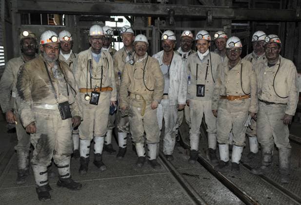 Bergleute der Deutschen Steinkohle AG (DSK) arbeiten am 5.6.2007 im Feld Falscheid des Bergwerks Saar unter Tage im Steinkohlebergbau.