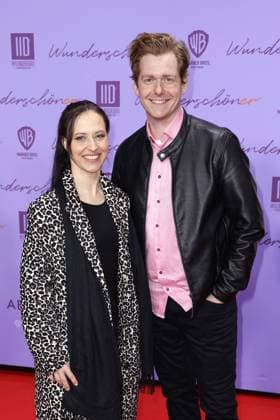 Nadja Jo Klapper und Johannes Heinrichs bei der Film Premiere von Wunderschoener am 4.02.2025 in Berlin Wunderschoener Filmpremiere in Berlin