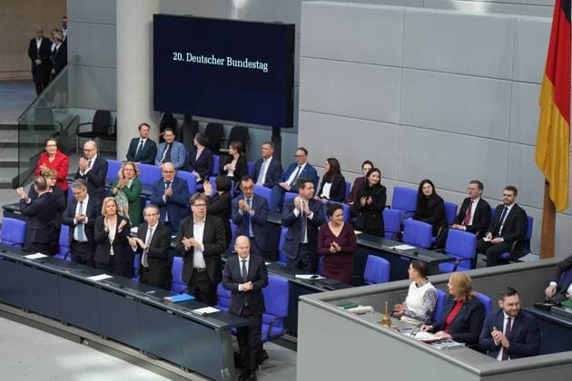 Bilder des Jahres 2025, News 02 Februar News Themen der Woche KW07 News Bilder des Tages Generaldebatte im Deutschen Bundestag Baerbel Bas beendet die 212. Sitzung und damit offiziell die 20. Legsilaturperiode im Bundestag, Berlin, 11.02.2025 Berlin Berlin Deutschland