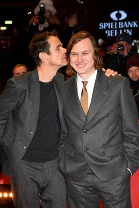 Bilder des Jahres 2025, Entertainment 02 Februar Entertainment Themen der Woche KW07 Entertainment Bilder des Tages Tom Tykwer und Lars Eidinger bei der Eroeffnung der 75. Berlinale Internationale Filmfestspiele mit der -Das Licht- Film Premiere am 13.02.2025 in Berlin Berlinale Opening 2025 mit der Das Licht Film Premiere in Berlin