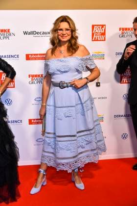 Maren Gilzer zu Gast bei der 13.Verleihung der Goldenen Bild der Frau 2019 die Gala fuer starke Frauen ankunft Roter Teppich im Stage Operettenhaus am Mittwoch 23.Oktober 2019 in Hamburg HH Deutschland