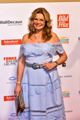 Maren Gilzer zu Gast bei der 13.Verleihung der Goldenen Bild der Frau 2019 die Gala fuer starke Frauen ankunft Roter Teppich im Stage Operettenhaus am Mittwoch 23.Oktober 2019 in Hamburg HH Deutschland