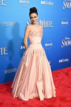 Bilder des Jahres 2025, Entertainment 03 März Entertainment Themen der Woche KW11 Rachel Zegler bei der Weltpremiere des Kinofilms Snow White Schneewittchen im El Capitan Theatre. Los Angeles, 15.03.2025