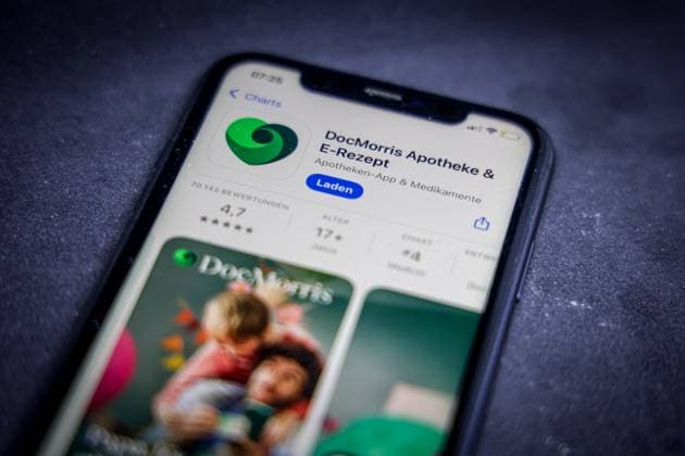 Apple App Store auf einem iPhone. Apps-Charts (gratis). DocMorris Apotheke & e-Rezept. 20.03.2025