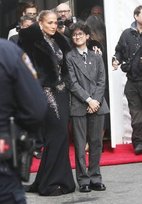 March 23, 2025 Jennifer Lopez and Emme Maribel Muniz arrival to Othelio Broadway Revival Opening Night at Ethel Barrymore Theatre in New York. March 23, 2025 Copyright: xRWx