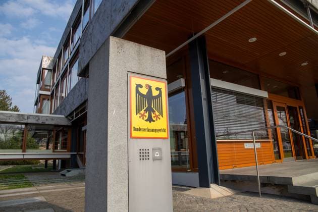 Nahaufnahme vom Briefkasten am Bundesverfassungsgericht in Karlsruhe Copyright: xUdoxHerrmannx