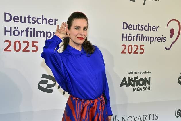 Bilder des Jahres 2025, Entertainment 03 März Entertainment Themen der Woche KW13 Entertainment Bilder des Tages 3. Deutschen Hörfilmpreis 2025. Nadine Heidenreich Ankunft zum c in Berlin, am 25.03.2025