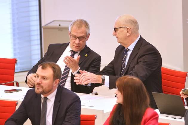 Potsdam, Brandenburg, Deutschland, 27.03.2025: Landtag: 11. Landtagssitzung: L-R: Daniel Keller, SPD, Andreas Büttner, die Linke, Dietmar Woidke, SPD, Katrin Lange, SPD Copyright: xdtsxNachrichtenagenturx dts_63291