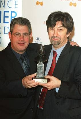 Left: Sir CAMERON MACKINTOSH British Theatrical Producer and Right: TREVOR NUNN Artistic Director The Royal National Theatre Attending the 26th Laurence Olivier Awards in London COMPULSORY CREDIT: UPPA Photoshot Photo UGL 018982 A-06 15.02.2002 Left: Sir CAMERON MACKINTOSH British Theatrical Producer and Right: TREVOR NUNN Artistic Director The Royal National Theatre Attending the 26th Laurence Olivier Awards in London COMPULSORY CREDIT: UPPA Photoshot Photo UGL 018982 A-06 15.02.2002,  Copyright: xuppa.co.ukx xAvalonx 0559936743