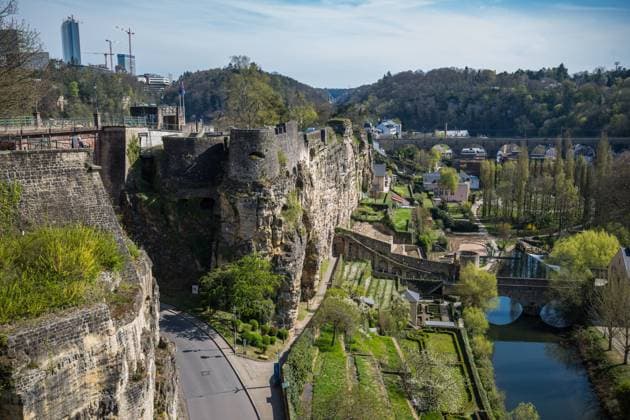 Luxemburg - Blick von der Chemin de la Corniche auf die Kasematten