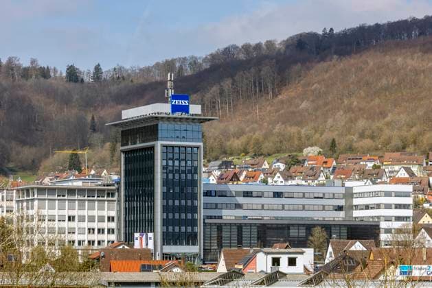 Konzernleitung der Carl Zeiss AG. Unternehmen der feinmechanisch-optischen Industrie. 11.04.2025: Oberkochen, Baden-Württemberg, Deutschland, Europa