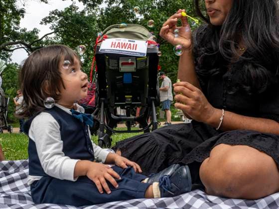 May 20, 2025, Washington, District Of Columbia, USA: A young boy from Hawaii takes a break during Strolling Thunder, a lobbying day when he and families from all 50 states and DC will share stories with their Congressional representatives on why policies that prioritize infants, toddlers and their families matter. Washington USA - ZUMAd155 20250520_znp_d155_016 Copyright: xSuexDorfmanx