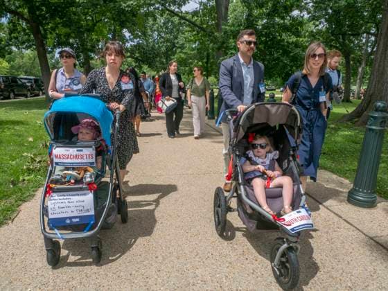 May 20, 2025, Washington, District Of Columbia, USA: Young children from all 50 states, including Massachusetts and South Carolina, head to Capitol Hill to advocate for policies prioritizing infants, families and their families and to speak out against cuts to funding supporting family-friendly programs. This ninth annual Strolling Thunder lobbying day is organized by the non-partisan early childhood advocacy group, Zero to Three. Washington USA - ZUMAd155 20250520_znp_d155_020 Copyright: xSuexDorfmanx