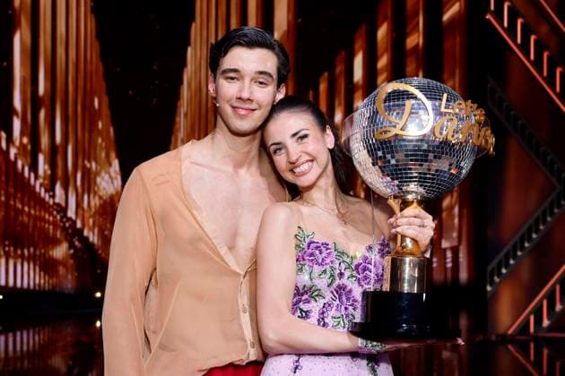 Bilder des Jahres 2025, Entertainment 05 Mai Entertainment Themen der Woche KW21 Entertainment Bilder des Tages Golfprofi Diego Pooth und Tänzerin Ekaterina Leonova gewinnen das Finale der 18. Staffel der RTL-Tanzshow Lets Dance im Coloneum. Köln, 23.05.2025 NRW Deutschland Copyright: xChristophxHardtx
