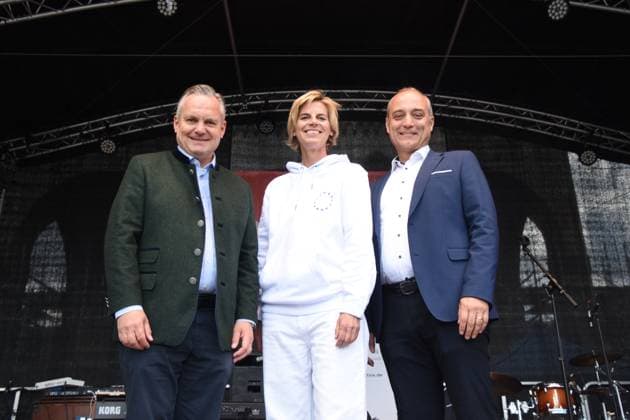 Dr Christian Scharpf Wirtschaftsreferent Cosima Baron Fernandez de Cordoba Verbindungsbuero Europa Parlaments Wolfgang Buecherl Europaeischen Kommission Regionalvertretung Muenchen 24.05.2025 Odeonsplatz Ludwigstrasse Zamanand Festival Muenchen
