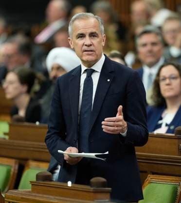 May 26, 2025, Ottawa, On, Canada: Prime Minister Mark Carney rises for the first time in the House of Commons following the election of the speaker, Monday, May 26, 2025 in Ottawa. Ottawa Canada  - ZUMAc35_ 20250526_zaf_c35_030 Copyright: xAdrianxWyldx