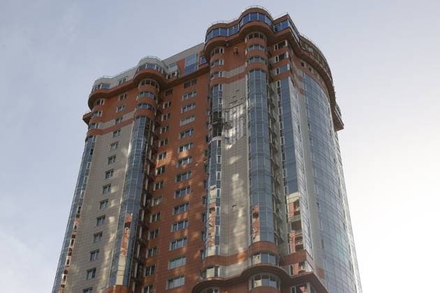 RUSSIA, MOSCOW - MAY 29, 2025: A view of an apartment building in western Moscow damaged by drone fragments Moscow Russia  - ZUMAt113 20250529_zaa_t113_004 Copyright: xValeriaxKaluginax