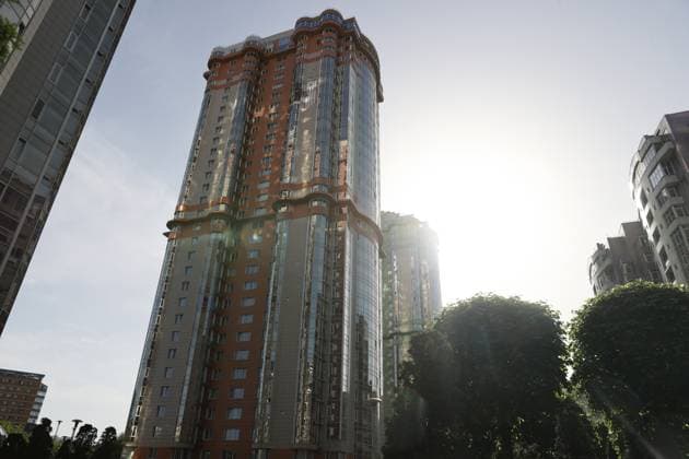 RUSSIA, MOSCOW - MAY 29, 2025: A view of an apartment building in western Moscow damaged by drone fragments Moscow Russia  - ZUMAt113 20250529_zaa_t113_005 Copyright: xValeriaxKaluginax