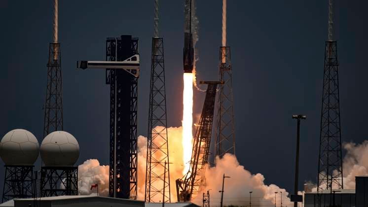 May 30, 2025, Merritt Island, Florida, USA: A SpaceX Falcon 9 rocket launches from Space Launch Complex 40 at Cape Canaveral Space Force Station (CCSFS), Florida, carrying U.S. Space ForceÃ¢â‚¬â ¢s eighth Global Positioning System (GPS) 3 satellite on May 30, 2025, at 1:37 p.m. EDT. Merritt Island USA - ZUMAb267 20250530_znp_b267_005 Copyright: xCharlesxBriggsx