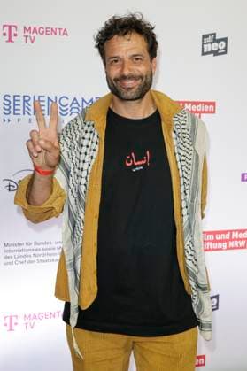 Bilder des Jahres 2025, Entertainment 06 Juni Entertainment Themen der Woche KW23 Entertainment Bilder des Tages Kai Schumann bei der Eröffnung des 11. Seriencamp Festival 2025 mit der Premiere der ARD ORF Miniserie Hundertdreizehn im Cinenova Kino. Köln, 03.06.2025