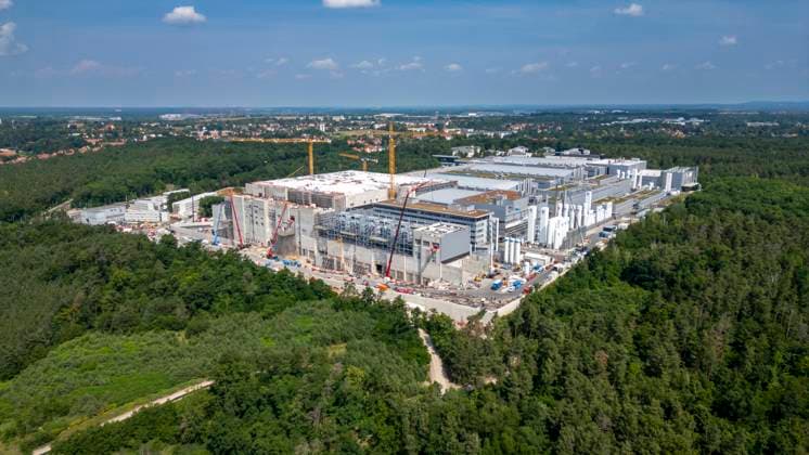 18.06.2025, Deutschland, Sachsen, Dresden, auf dem Foto Blick auf die Baustelle der Smart Power Fab von Infineon in Dresden, Infineon Technologies AG, Königsbrücker Str. 180, 01099 Dresden