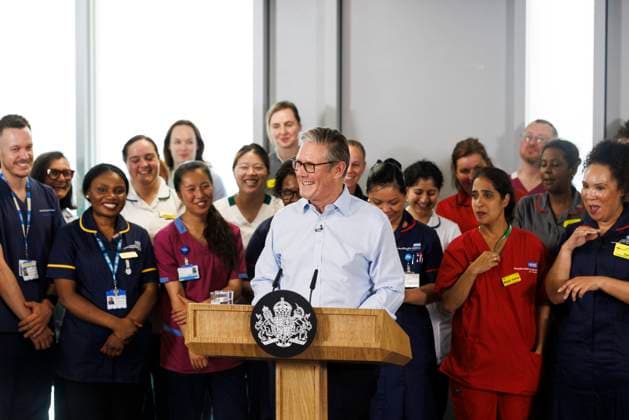 Prime Minister Keir Starmer visits Ludwig Guttmann health centre 03 07 2025. London, United Kingdom. Prime Minister Keir Starmer visits the Sir Ludwig Guttmann Health Centre as the government announces its 10 year health plan., Credit:Simon Dawson Avalon United Kingdom, Greater London, London  Copyright: xSimonxDawsonx xAvalonx 1018104989