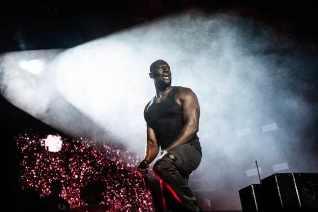 Bilder des Jahres 2025, Entertainment 07 Juli Entertainment Themen der Woche KW27 DENMARK. Roskilde Festival 2025 British rapper Stormzy performs on the Orange Scene at Roskilde Festival on Thursday, July 3, 2025. , Roskilde Denmark Copyright: HellexArensbak HellexArensbakx spdk20250703-234619-L