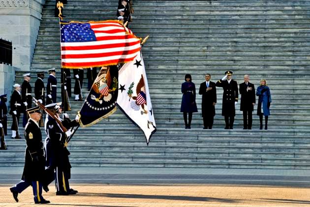 - Investiture du president Barack Obama a Washington le 21 Janvier 2013. Members of the Joint Armed Forces Color Guard perform pass in review for the President of the United States in Washington, Jan. 21, 2013. Military involvement in the presidential inauguration dates back to April 30, 1789, when members of the U.S. Army, local militia units and revolutionary war veterans escorted George Washington to his first inauguration ceremony. Wesley Farnsworth DOD via Best Images Fort Lesley J. McNair Etats-Unis Copyright: xAgencex xBestimagexAgencex xBestimagex
