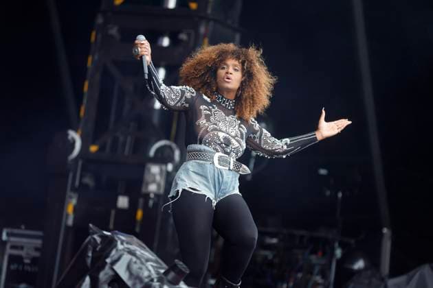 STOCKHOLM, SWEDEN 20250705 Daisy Dee on stage during the festival We who love the 90s and 00s at Gärdet in Stockholm on Saturday STOCKHOLM SWEDEN x11900x  Copyright: xPärxBäckström TTx VI SOM ÄLSKAR 90 OCH 00-TALET TtdcsJxVWmI