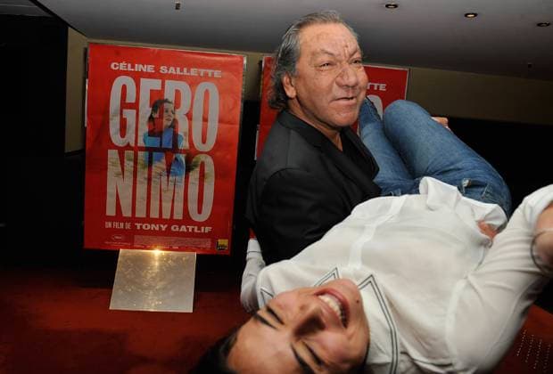 Le réalisateur Tony Gatlif et Nailia Harzoune - Avant-première du film Geronimo à l UGC Ciné Cité des Halles à Paris, le 13 octobre 2014. Paris France Copyright: xGiancarloxGorassini BestimagexGiancarloxGorassini Bestimagex