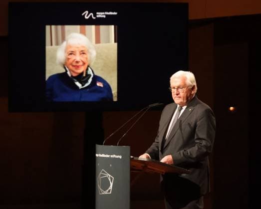 Bilder des Jahres 2025, News 07 Juli News Themen der Woche KW28 Bundespräsident bei Friedlaender Stiftung 09.07.2025, Germany, Berlin, Berliner Philharmonie, Gedenkveranstaltung der Margot Friedlaender Stiftung mit Rede Bundespräsident Frank Walter Steinmeier, Berlin Berlin Germany